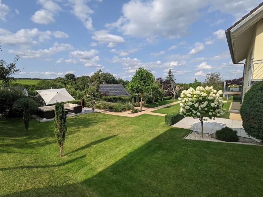 Schoene Wohnung Mit Terrasse & Blick Ins Gruene Dormettingen 외부 사진