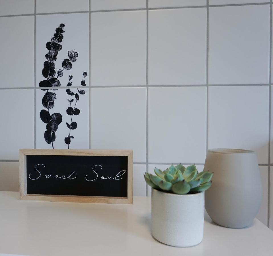 Schoene Wohnung Mit Terrasse & Blick Ins Gruene Dormettingen 외부 사진