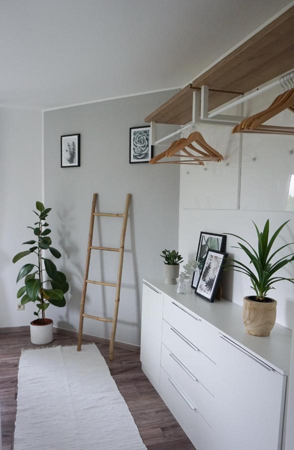 Schoene Wohnung Mit Terrasse & Blick Ins Gruene Dormettingen 외부 사진